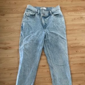 A&F Curve Love Ultra Straight Jeans 28/6S